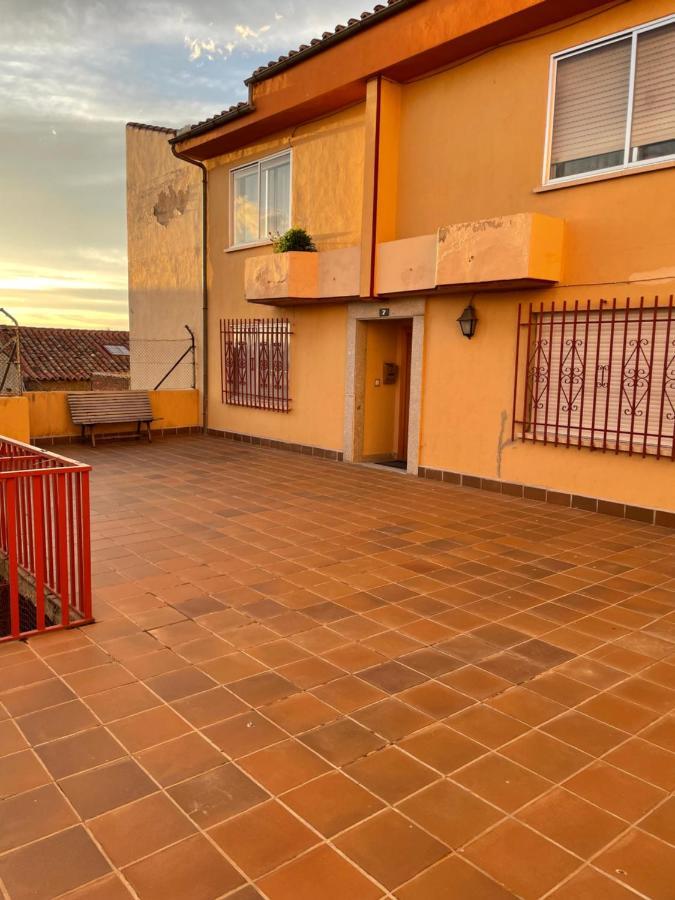 Apartamento Turistico Avila Vut Eksteriør billede